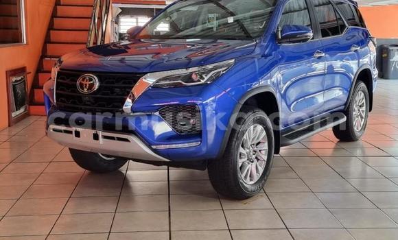 Buy Used Toyota Fortuner Blue Car in Beitbridge in Matabeleland South