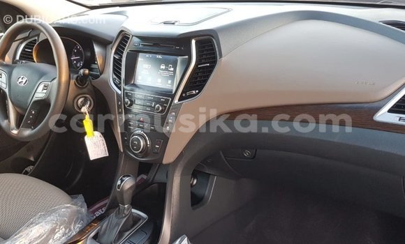 Tenga Imported Hyundai Santa Fe Zvimwe Mota in Import - Dubai in Harare Tenga Imported Hyundai Santa Fe Zvimwe Mota in Import - Dubai in Harare