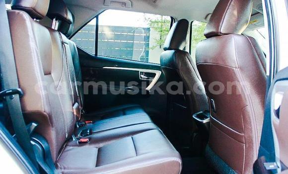 Buy Used Toyota Fortuner White Car in Beitbridge in Matabeleland South Buy Used Toyota Fortuner White Car in Beitbridge in Matabeleland South