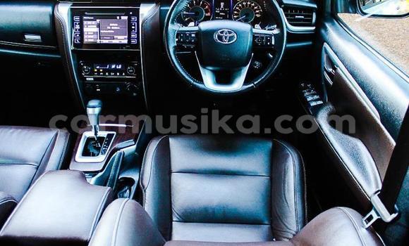 Buy Used Toyota Fortuner White Car in Beitbridge in Matabeleland South Buy Used Toyota Fortuner White Car in Beitbridge in Matabeleland South