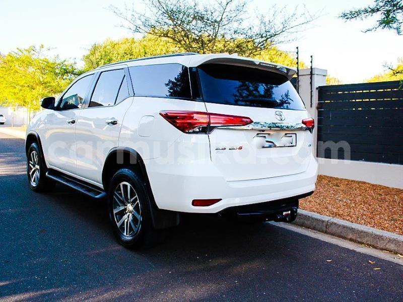 Big with watermark toyota fortuner matabeleland south beitbridge 28521