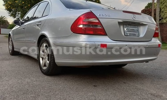 Tenga Imported MercedesâBenz EâClass Chena Mota in Harare in Harare Tenga Imported MercedesâBenz EâClass Chena Mota in Harare in Harare