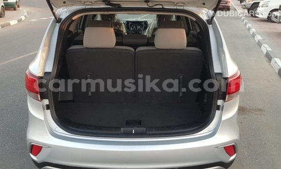 Tenga Imported Hyundai Santa Fe Zvimwe Mota in Import - Dubai in Harare Tenga Imported Hyundai Santa Fe Zvimwe Mota in Import - Dubai in Harare