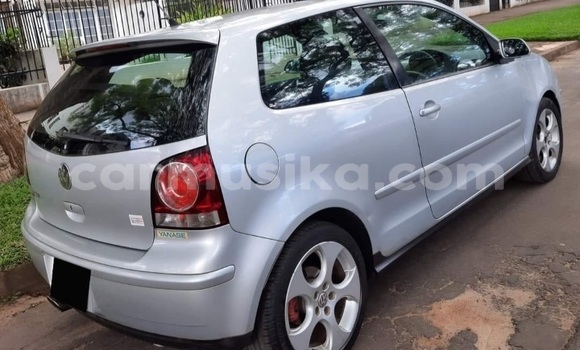 Tenga Tsaru Volkswagen Golf Sirivha Mota in Beitbridge in Matabeleland South Tenga Tsaru Volkswagen Golf Sirivha Mota in Beitbridge in Matabeleland South