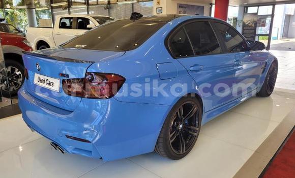 Acheter Occasion Voiture BMW M3 Bleu à Beitbridge, Matabeleland South Acheter Occasion Voiture BMW M3 Bleu à Beitbridge, Matabeleland South
