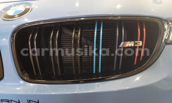 Acheter Occasion Voiture BMW M3 Bleu à Beitbridge, Matabeleland South Acheter Occasion Voiture BMW M3 Bleu à Beitbridge, Matabeleland South