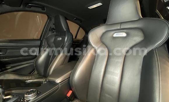 Acheter Occasion Voiture BMW M3 Bleu à Beitbridge, Matabeleland South Acheter Occasion Voiture BMW M3 Bleu à Beitbridge, Matabeleland South