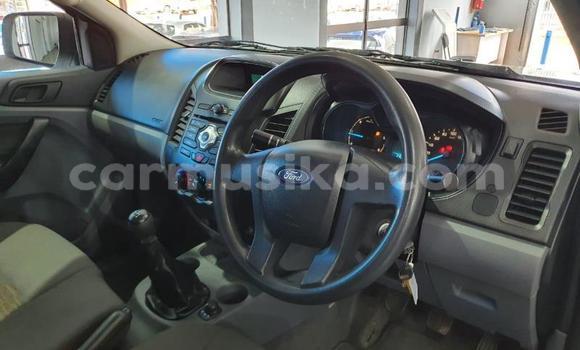 Acheter Occasion Voiture Ford Ranger Blanc à Beitbridge, Matabeleland South Acheter Occasion Voiture Ford Ranger Blanc à Beitbridge, Matabeleland South