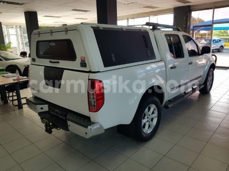 Big with watermark nissan navara matabeleland south beitbridge 28537