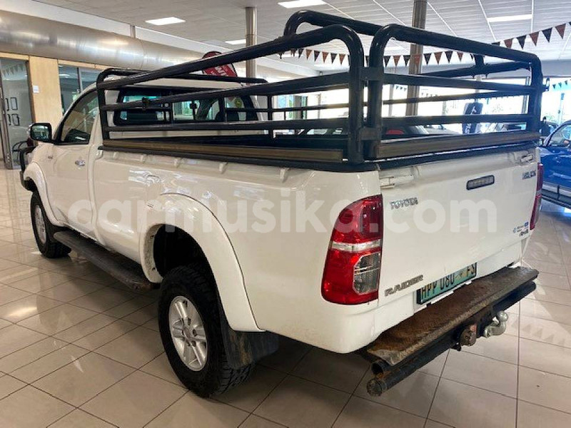 Big with watermark toyota hilux matabeleland south beitbridge 28540