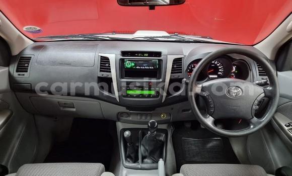 Acheter Occasion Voiture Toyota Hilux Blanc à Beitbridge, Matabeleland South Acheter Occasion Voiture Toyota Hilux Blanc à Beitbridge, Matabeleland South