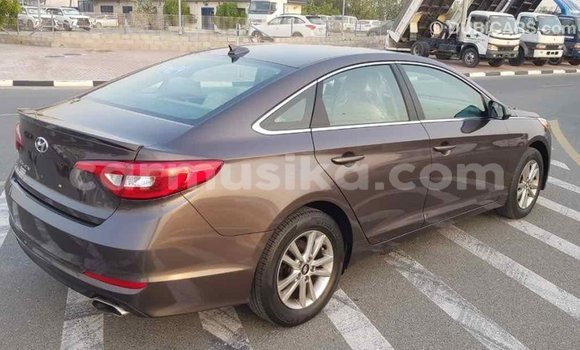 Acheter Import Voiture Hyundai Sonata Marron à Import - Dubai, Harare Acheter Import Voiture Hyundai Sonata Marron à Import - Dubai, Harare