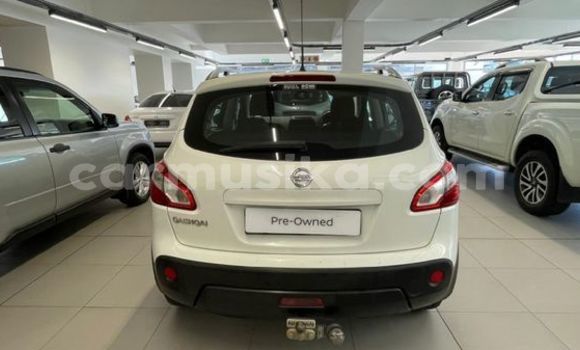 Acheter Occasion Voiture Nissan Qashqai Blanc à Beitbridge, Matabeleland South Acheter Occasion Voiture Nissan Qashqai Blanc à Beitbridge, Matabeleland South