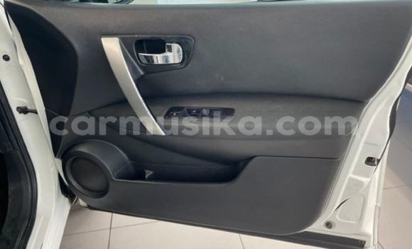 Acheter Occasion Voiture Nissan Qashqai Blanc à Beitbridge, Matabeleland South Acheter Occasion Voiture Nissan Qashqai Blanc à Beitbridge, Matabeleland South