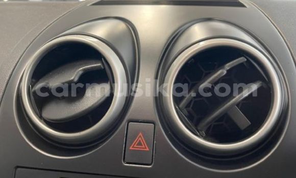 Acheter Occasion Voiture Nissan Qashqai Blanc à Beitbridge, Matabeleland South Acheter Occasion Voiture Nissan Qashqai Blanc à Beitbridge, Matabeleland South