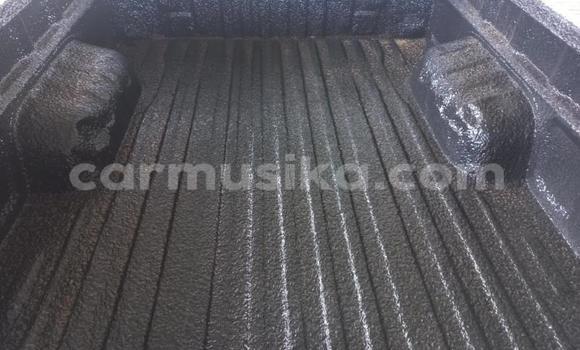 Acheter Occasion Voiture Toyota Hilux Blanc à Beitbridge, Matabeleland South Acheter Occasion Voiture Toyota Hilux Blanc à Beitbridge, Matabeleland South