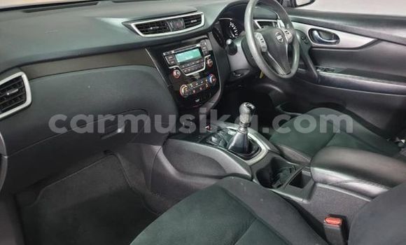 Tenga Tsaru Nissan X–Trail Zvimwe Mota in Beitbridge in Matabeleland South Tenga Tsaru Nissan X–Trail Zvimwe Mota in Beitbridge in Matabeleland South