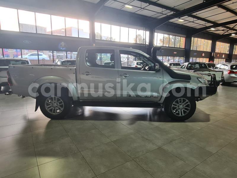 Big with watermark toyota hilux matabeleland south beitbridge 28553