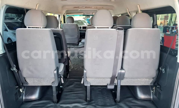 Acheter Occasion Voiture Toyota Aqua Blanc à Beitbridge, Matabeleland South Acheter Occasion Voiture Toyota Aqua Blanc à Beitbridge, Matabeleland South