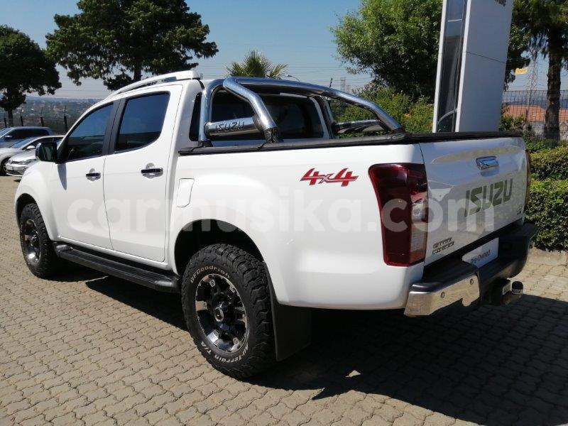 Big with watermark isuzu kb matabeleland south beitbridge 28555