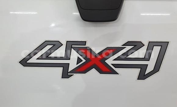 Acheter Occasion Voiture Isuzu KB Blanc à Beitbridge, Matabeleland South Acheter Occasion Voiture Isuzu KB Blanc à Beitbridge, Matabeleland South