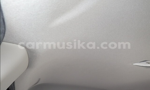 Acheter Occasion Voiture Honda Fit Blanc à Beitbridge, Matabeleland South Acheter Occasion Voiture Honda Fit Blanc à Beitbridge, Matabeleland South