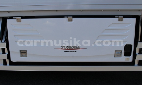 Nunua Ilio tumika Hino Ranger Nyingine Lori ndani ya Beitbridge nchini Matabeleland Kusini Nunua Ilio tumika Hino Ranger Nyingine Lori ndani ya Beitbridge nchini Matabeleland Kusini