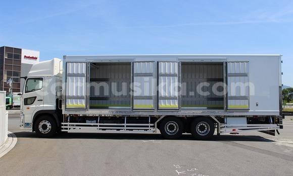 Nunua Ilio tumika Hino Ranger Nyingine Lori ndani ya Beitbridge nchini Matabeleland Kusini Nunua Ilio tumika Hino Ranger Nyingine Lori ndani ya Beitbridge nchini Matabeleland Kusini