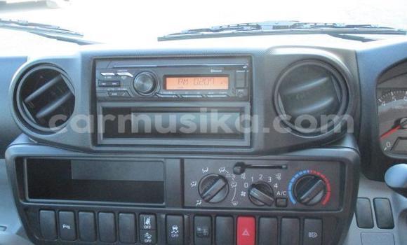 Buy Used Toyota Dyna White Truck in Beitbridge in Matabeleland South Buy Used Toyota Dyna White Truck in Beitbridge in Matabeleland South