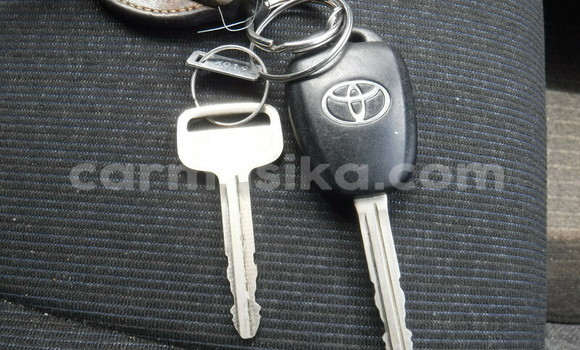 Buy Used Toyota Probox White Car in Beitbridge in Matabeleland South Buy Used Toyota Probox White Car in Beitbridge in Matabeleland South