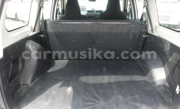 Buy Used Toyota Probox White Car in Beitbridge in Matabeleland South Buy Used Toyota Probox White Car in Beitbridge in Matabeleland South