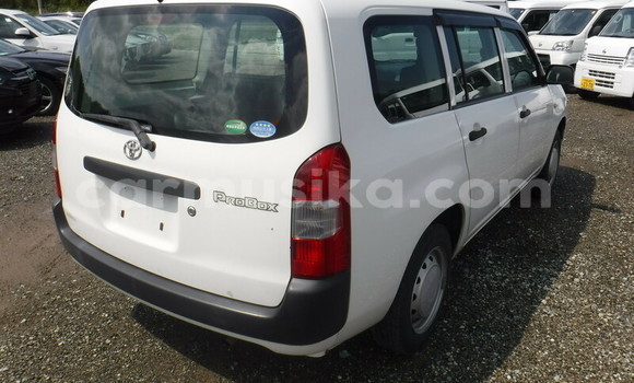 Buy Used Toyota Probox White Car in Beitbridge in Matabeleland South Buy Used Toyota Probox White Car in Beitbridge in Matabeleland South