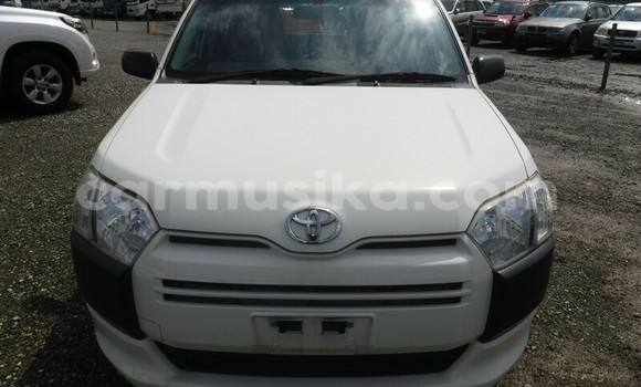 Buy Used Toyota Probox White Car in Beitbridge in Matabeleland South Buy Used Toyota Probox White Car in Beitbridge in Matabeleland South
