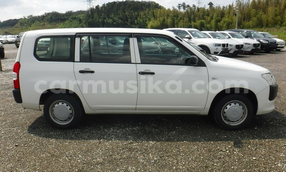 Buy Used Toyota Probox White Car in Beitbridge in Matabeleland South Buy Used Toyota Probox White Car in Beitbridge in Matabeleland South