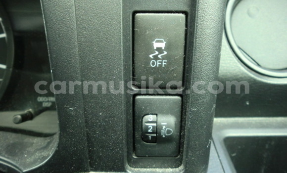 Acheter Occasion Voiture Toyota Probox Blanc à Beitbridge, Matabeleland South Acheter Occasion Voiture Toyota Probox Blanc à Beitbridge, Matabeleland South