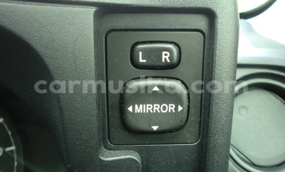 Acheter Occasion Voiture Toyota Probox Blanc à Beitbridge, Matabeleland South Acheter Occasion Voiture Toyota Probox Blanc à Beitbridge, Matabeleland South