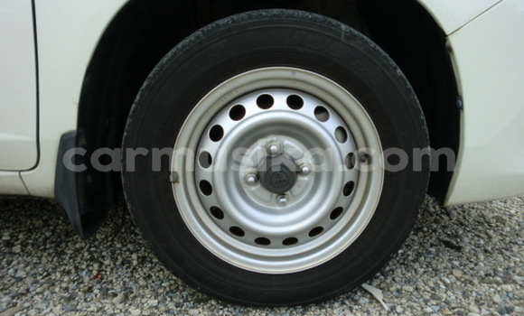 Acheter Occasion Voiture Toyota Probox Blanc à Beitbridge, Matabeleland South Acheter Occasion Voiture Toyota Probox Blanc à Beitbridge, Matabeleland South