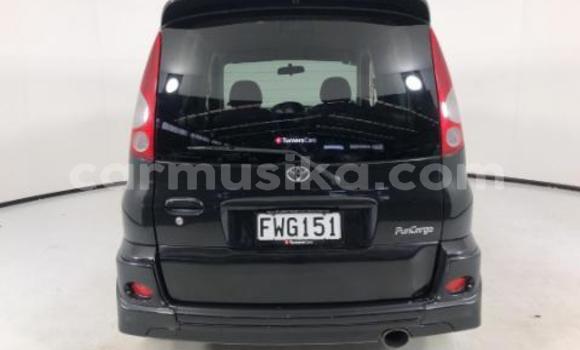 Tenga Tsaru Toyota FunCargo Nhema Mota in Beitbridge in Matabeleland South Tenga Tsaru Toyota FunCargo Nhema Mota in Beitbridge in Matabeleland South