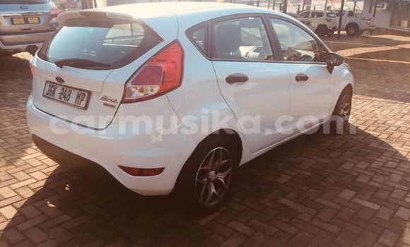 Tenga Tsaru Ford Fiesta Chena Mota in Beitbridge in Matabeleland South Tenga Tsaru Ford Fiesta Chena Mota in Beitbridge in Matabeleland South