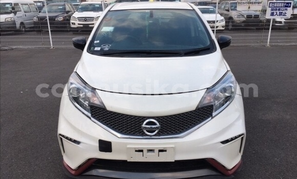 Nunua Ilio tumika Nissan Note Nyeupe Gari ndani ya Beitbridge nchini Matabeleland Kusini