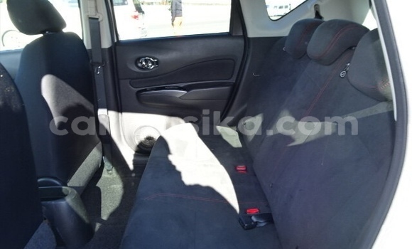 Acheter Occasion Voiture Nissan Note Blanc à Beitbridge, Matabeleland South Acheter Occasion Voiture Nissan Note Blanc à Beitbridge, Matabeleland South