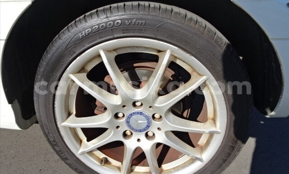 Tenga Tsaru Mercedes‒Benz B-klasse Chena Mota in Beitbridge in Matabeleland South Tenga Tsaru Mercedes‒Benz B-klasse Chena Mota in Beitbridge in Matabeleland South