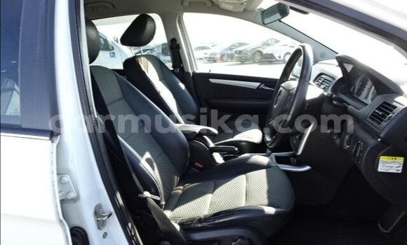 Tenga Tsaru Mercedes‒Benz B-klasse Chena Mota in Beitbridge in Matabeleland South Tenga Tsaru Mercedes‒Benz B-klasse Chena Mota in Beitbridge in Matabeleland South