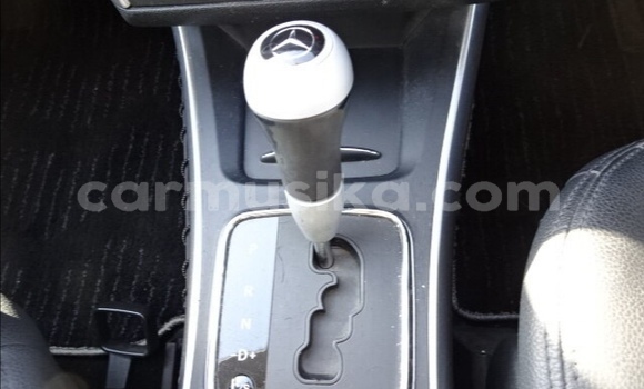 Tenga Tsaru Mercedes‒Benz B-klasse Chena Mota in Beitbridge in Matabeleland South Tenga Tsaru Mercedes‒Benz B-klasse Chena Mota in Beitbridge in Matabeleland South