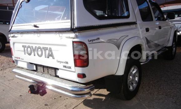 Buy Used Toyota Hilux White Car in Beitbridge in Matabeleland South Buy Used Toyota Hilux White Car in Beitbridge in Matabeleland South