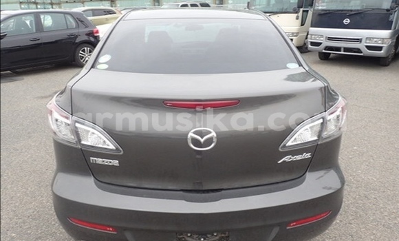 Tenga Tsaru Mazda Axela Zvimwe Mota in Beitbridge in Matabeleland South Tenga Tsaru Mazda Axela Zvimwe Mota in Beitbridge in Matabeleland South