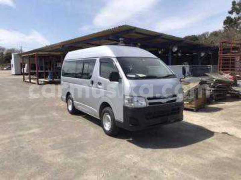 Big with watermark toyota hiace matabeleland south beitbridge 28584