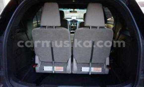 Tenga Tsaru Ford Explorer Nhema Mota in Beitbridge in Matabeleland South Tenga Tsaru Ford Explorer Nhema Mota in Beitbridge in Matabeleland South