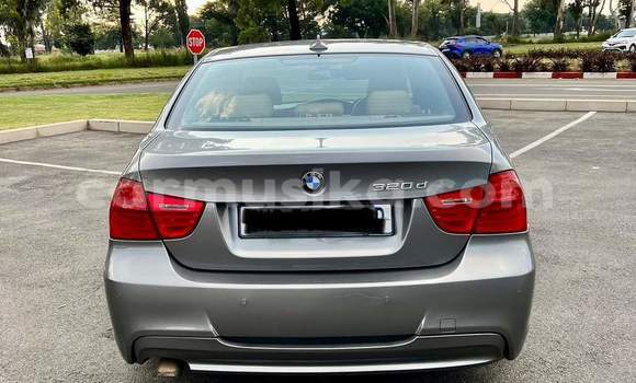 Tenga Tsaru BMW 3–Series Sirivha Mota in Beitbridge in Matabeleland South Tenga Tsaru BMW 3–Series Sirivha Mota in Beitbridge in Matabeleland South