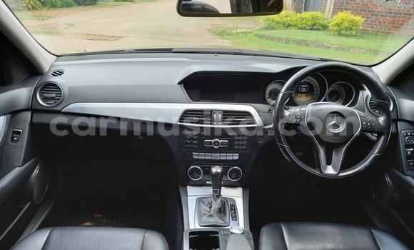 Buy Used Mercedes-Benz C-Classe Black Car in Harare in Harare Buy Used Mercedes-Benz C-Classe Black Car in Harare in Harare